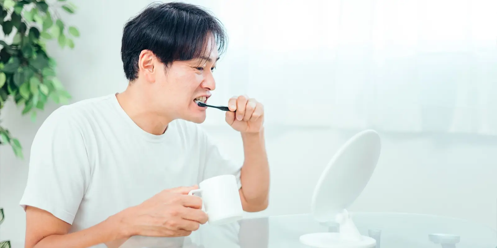 歯周病はなぜ起こるのか